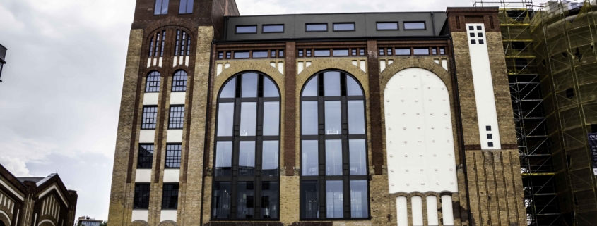 Alubau Puhlmann Fassaden und Fensterbau Holzsilo Düsseldorf