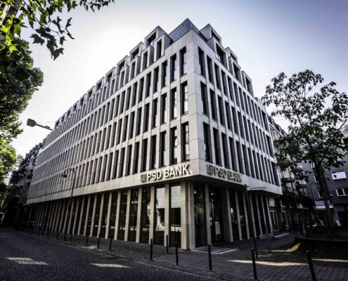 Alubau Puhlmann Fassaden und Fensterbau PSD Bank Köln